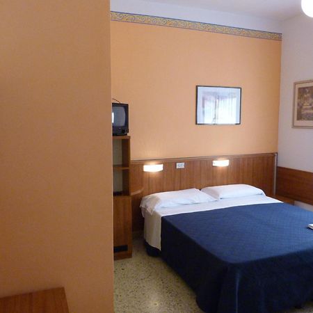סן בנדטו דל טרנטו Hotel Bologna מראה חיצוני תמונה