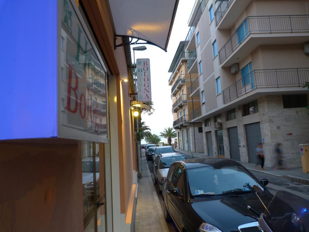 סן בנדטו דל טרנטו Hotel Bologna מראה חיצוני תמונה