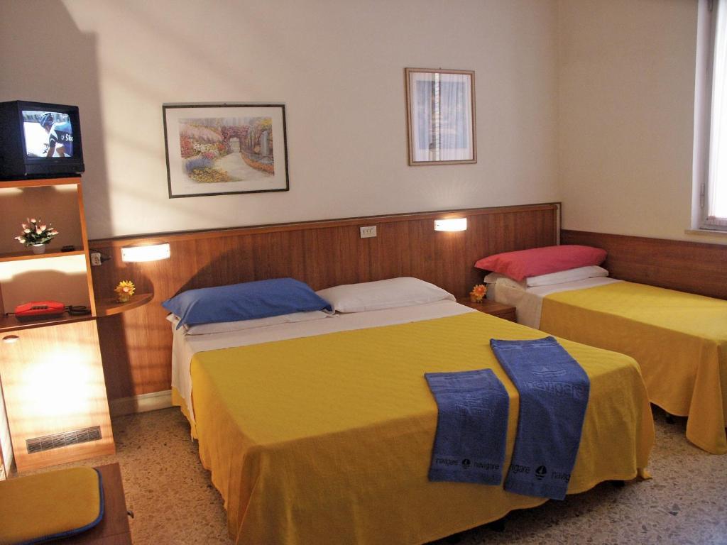 סן בנדטו דל טרנטו Hotel Bologna חדר תמונה