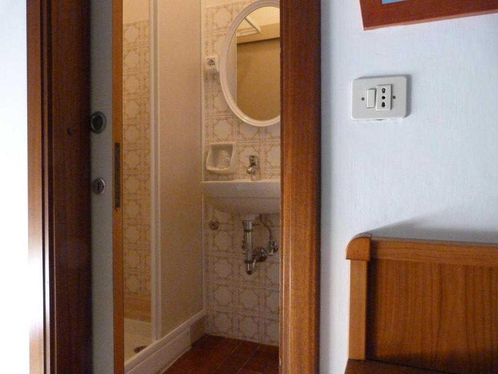 סן בנדטו דל טרנטו Hotel Bologna חדר תמונה