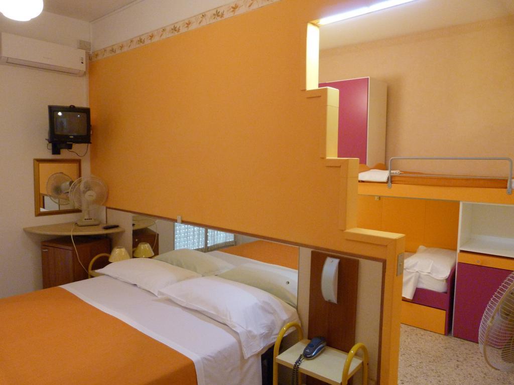 סן בנדטו דל טרנטו Hotel Bologna מראה חיצוני תמונה